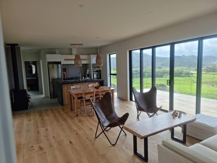 Xspot Medlands Beach House - Ocean Views - Short Stroll To The Beach 外观 照片